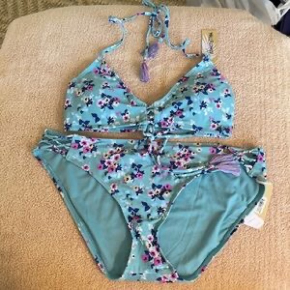 *3 for $10* Pacsun blue floral XL bikini